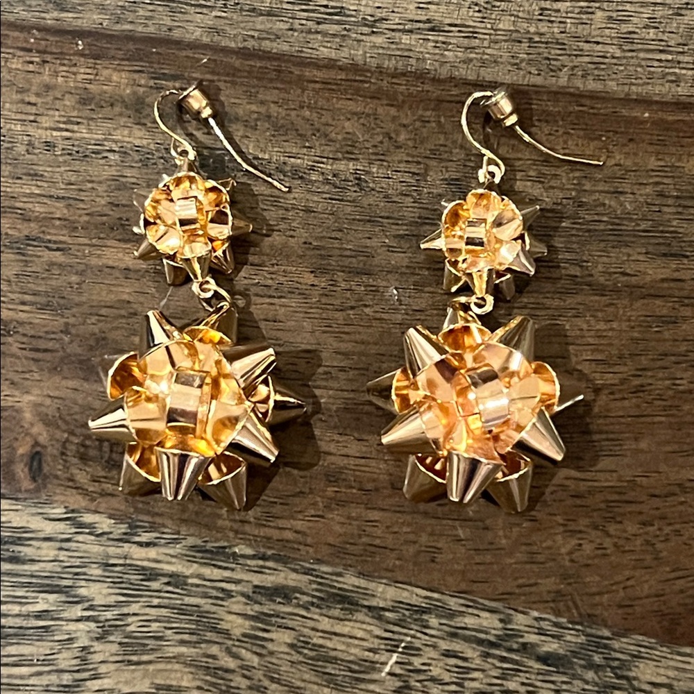 Gift Bow Dangle Earrings Festive Gold Toned